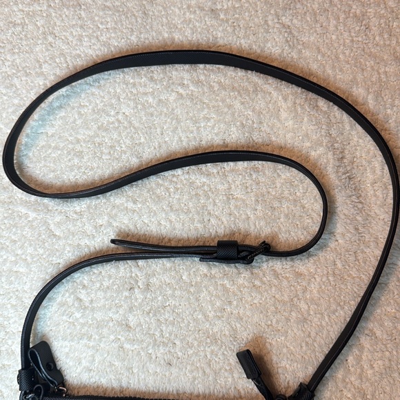 Lacoste Black Minimalist Small Crossbody Bag - Picture 12 of 13